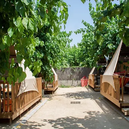 Glamping Blanes Hotel Exterior photo